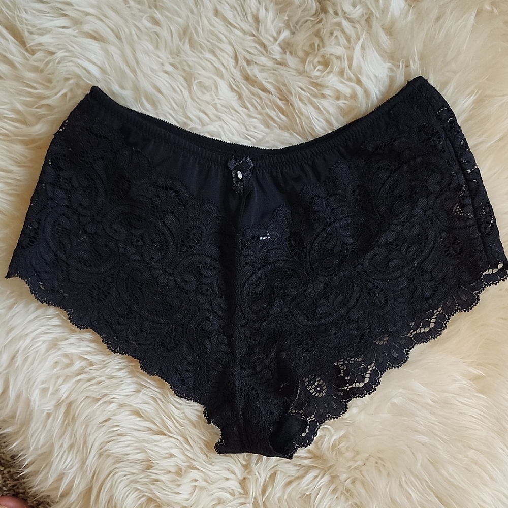 Vintage Black Lace High Waist Panties - NWOT